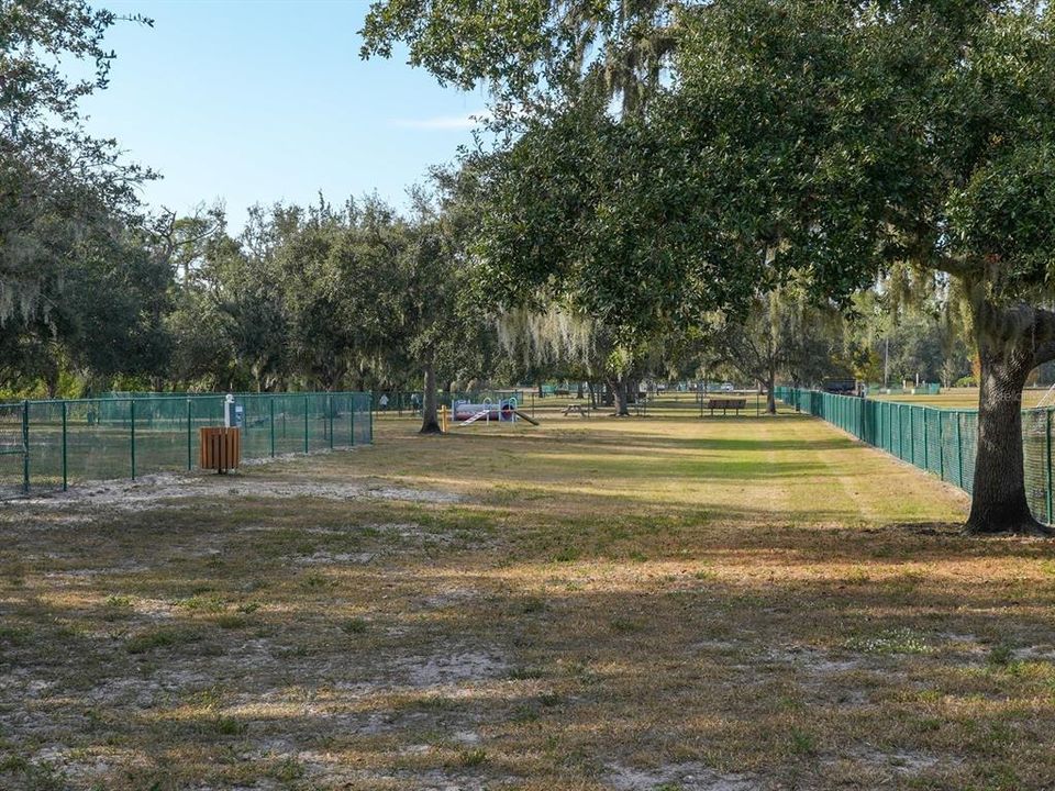 For Sale: $625,000 (4 beds, 3 baths, 2572 Square Feet)