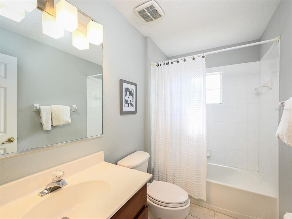 For Sale: $625,000 (4 beds, 3 baths, 2572 Square Feet)