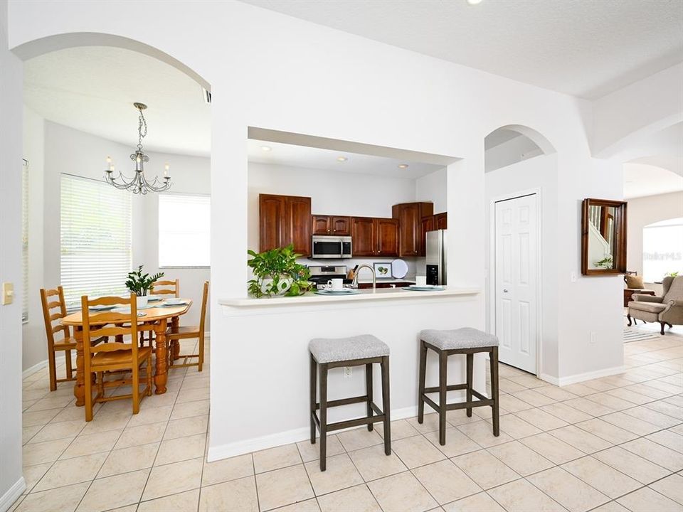 For Sale: $625,000 (4 beds, 3 baths, 2572 Square Feet)