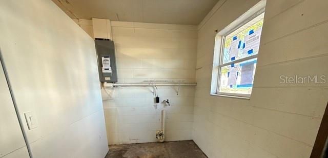 For Sale: $194,900 (2 beds, 1 baths, 1204 Square Feet)