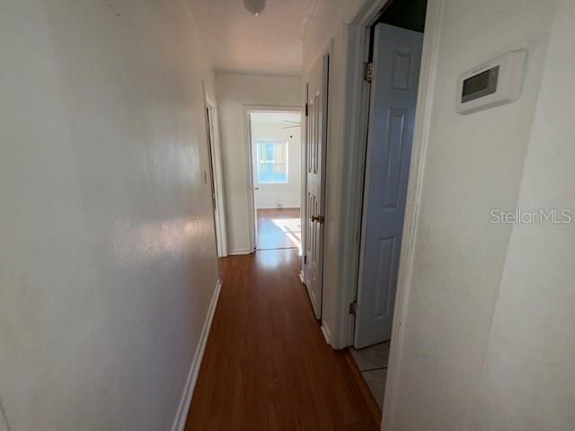 For Sale: $194,900 (2 beds, 1 baths, 1204 Square Feet)