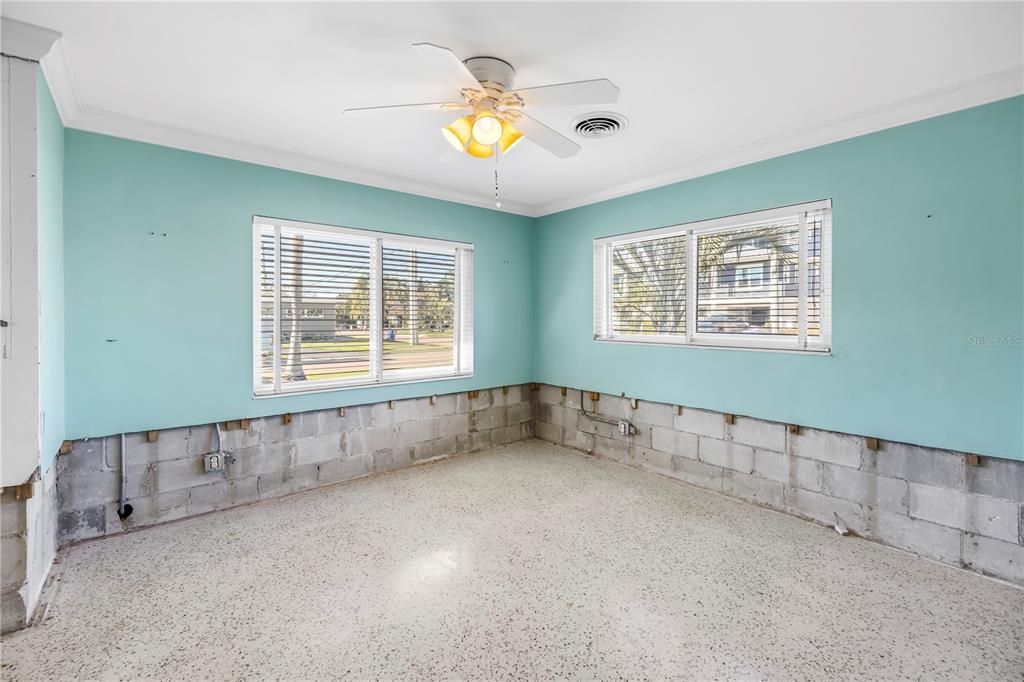 Active With Contract: $379,000 (3 beds, 2 baths, 1566 Square Feet)