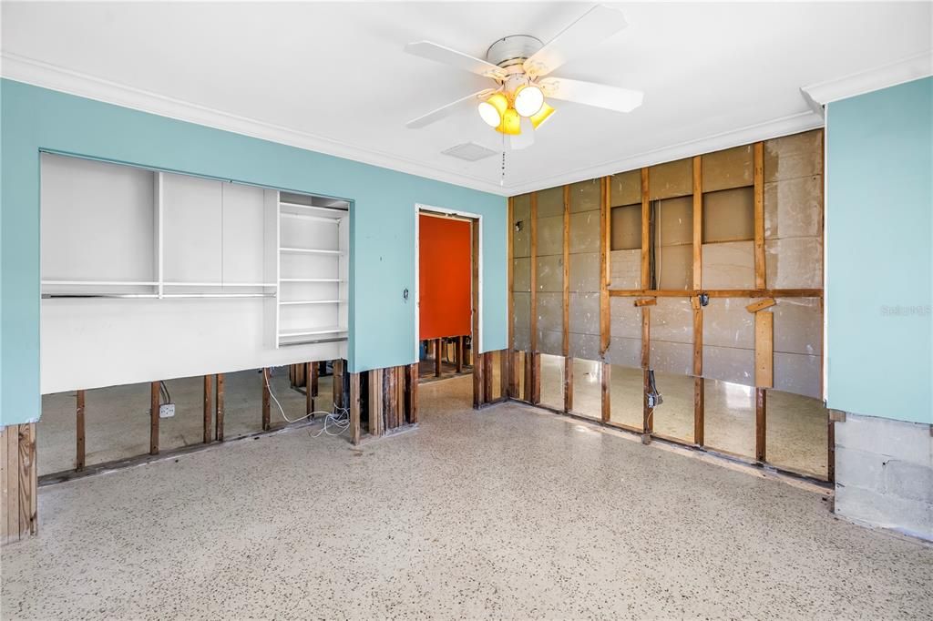 Active With Contract: $379,000 (3 beds, 2 baths, 1566 Square Feet)