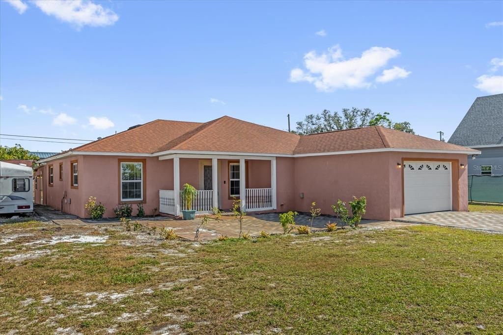 待售: $350,000 (4 贝兹, 2 浴室, 1816 平方英尺)