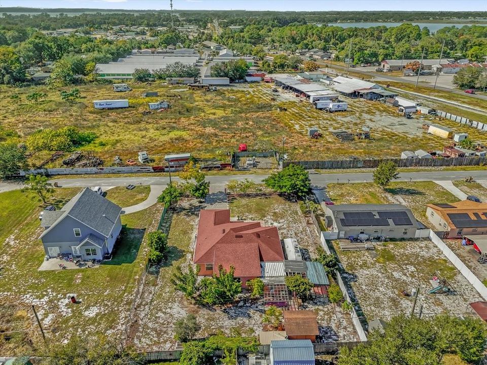 待售: $350,000 (4 贝兹, 2 浴室, 1816 平方英尺)