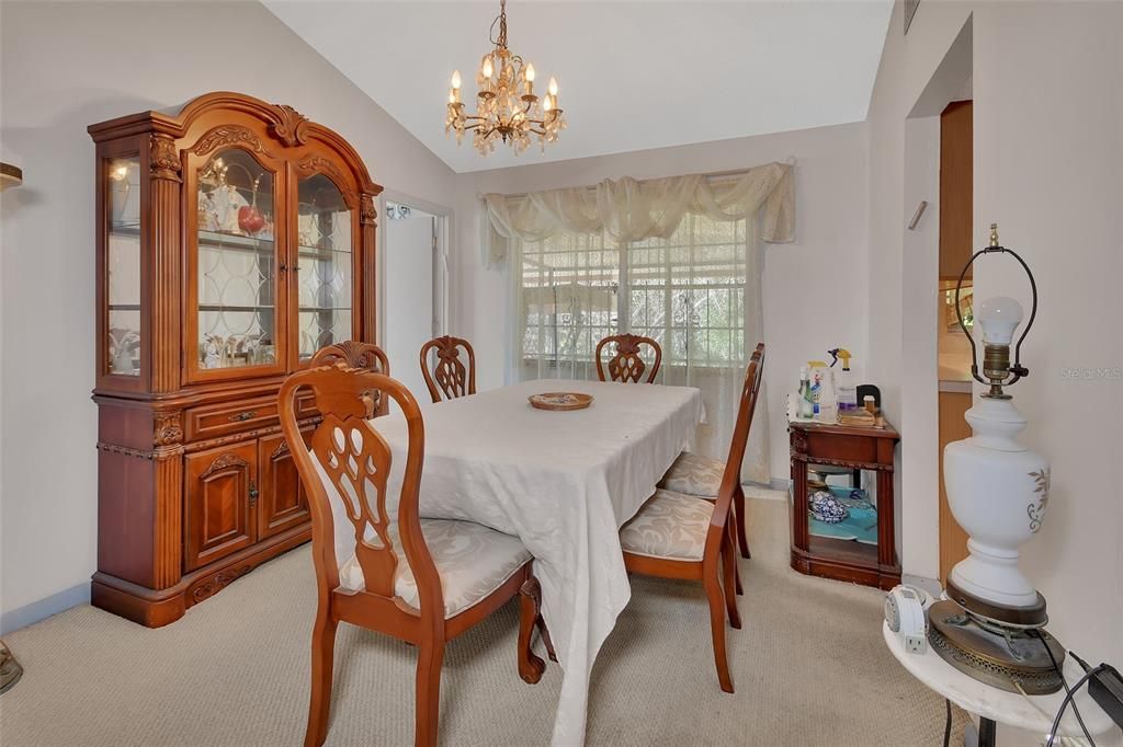 For Sale: $275,000 (3 beds, 2 baths, 1760 Square Feet)