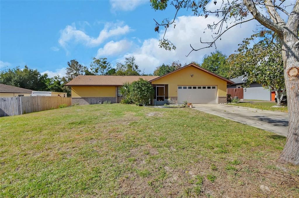 For Sale: $275,000 (3 beds, 2 baths, 1760 Square Feet)