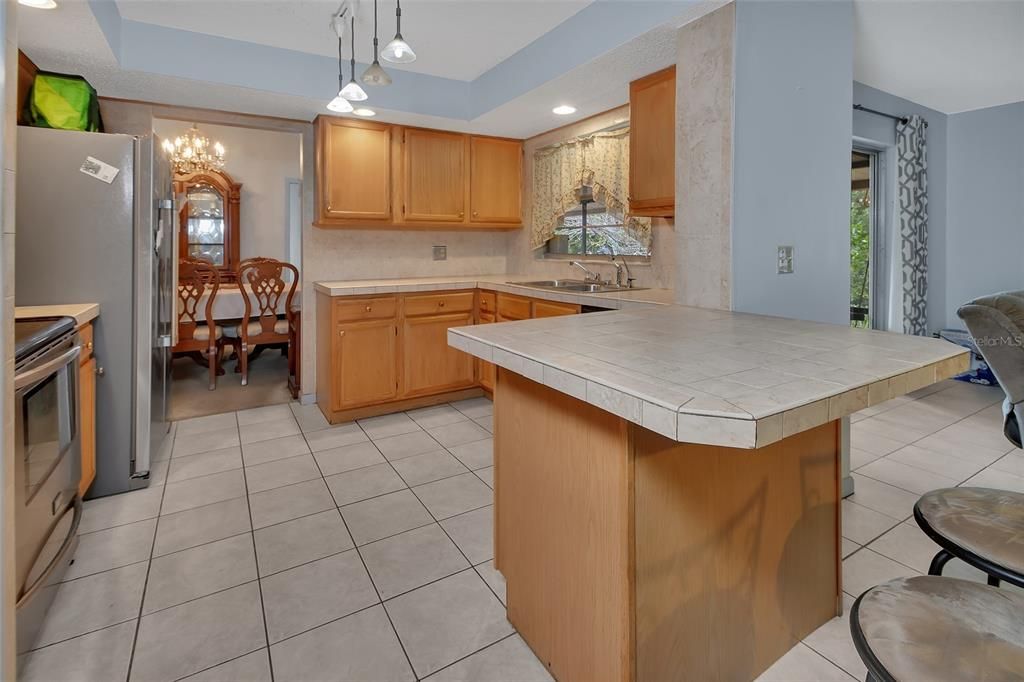 For Sale: $275,000 (3 beds, 2 baths, 1760 Square Feet)