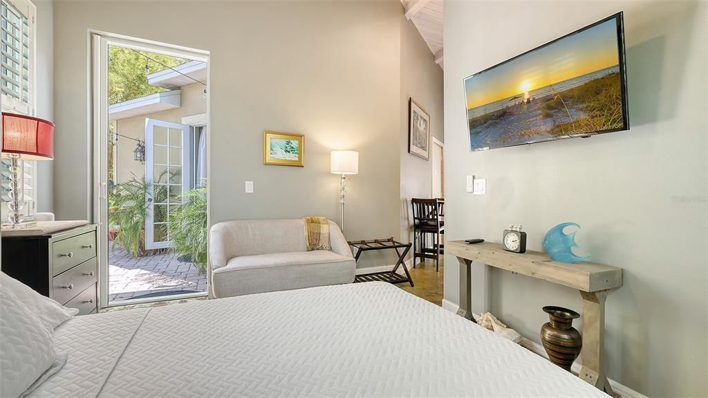 En Venta: $1,400,000 (3 camas, 3 baños, 1738 Pies cuadrados)