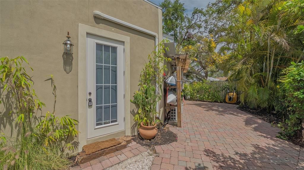 En Venta: $1,400,000 (3 camas, 3 baños, 1738 Pies cuadrados)