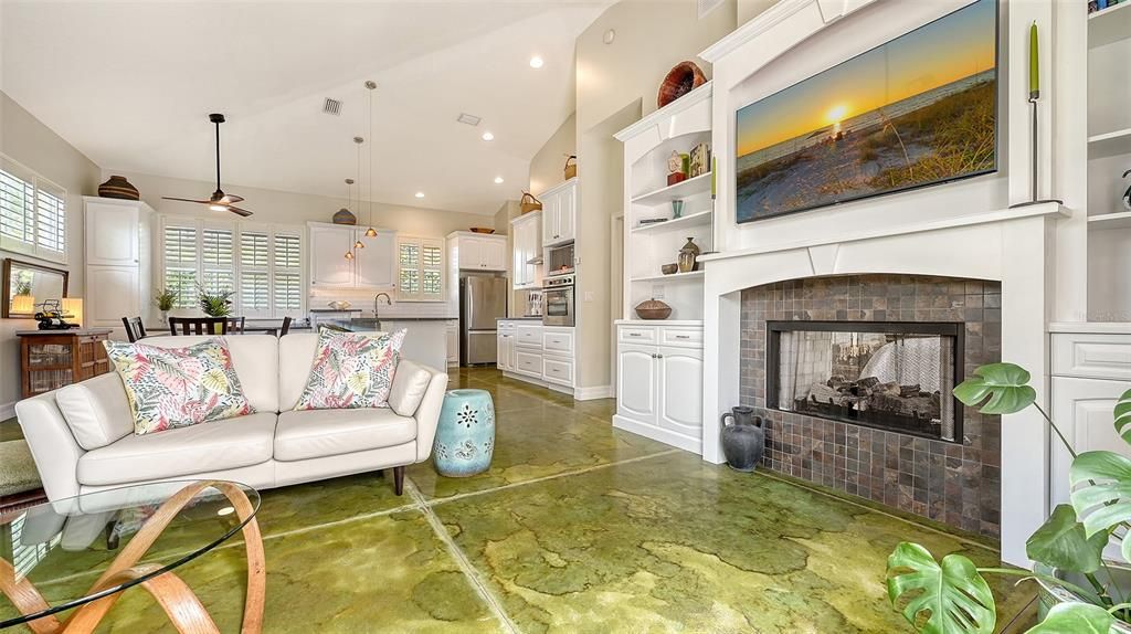 En Venta: $1,400,000 (3 camas, 3 baños, 1738 Pies cuadrados)