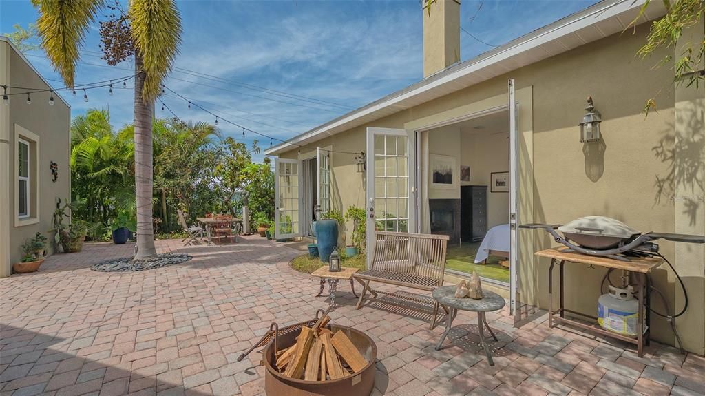 En Venta: $1,400,000 (3 camas, 3 baños, 1738 Pies cuadrados)