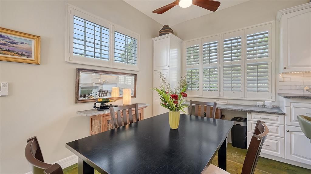 En Venta: $1,400,000 (3 camas, 3 baños, 1738 Pies cuadrados)