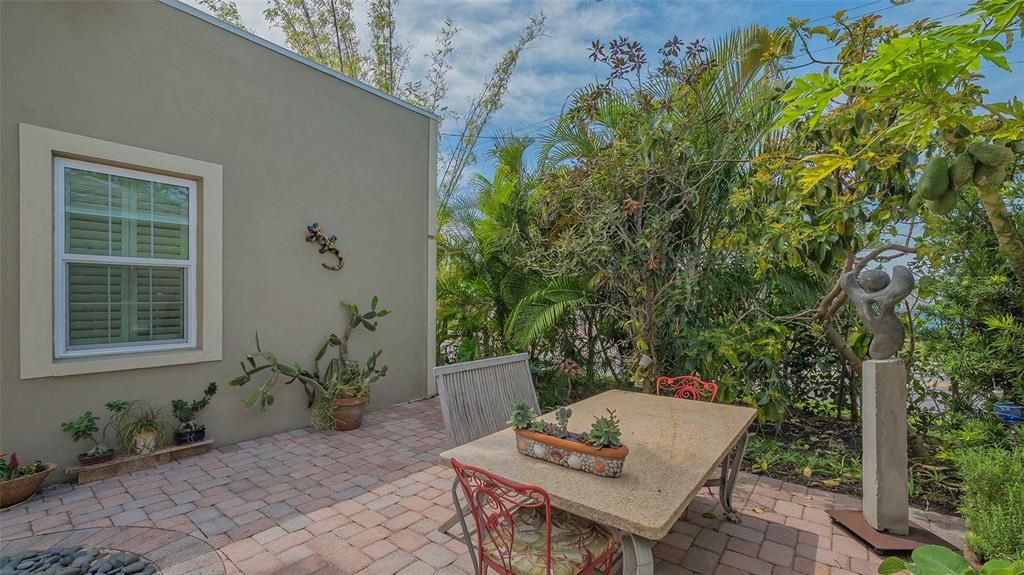 En Venta: $1,400,000 (3 camas, 3 baños, 1738 Pies cuadrados)