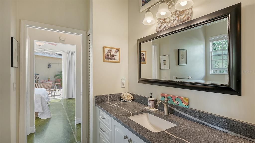 En Venta: $1,400,000 (3 camas, 3 baños, 1738 Pies cuadrados)