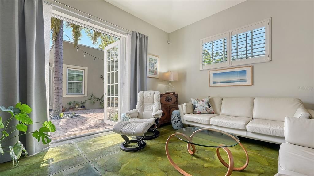 En Venta: $1,400,000 (3 camas, 3 baños, 1738 Pies cuadrados)