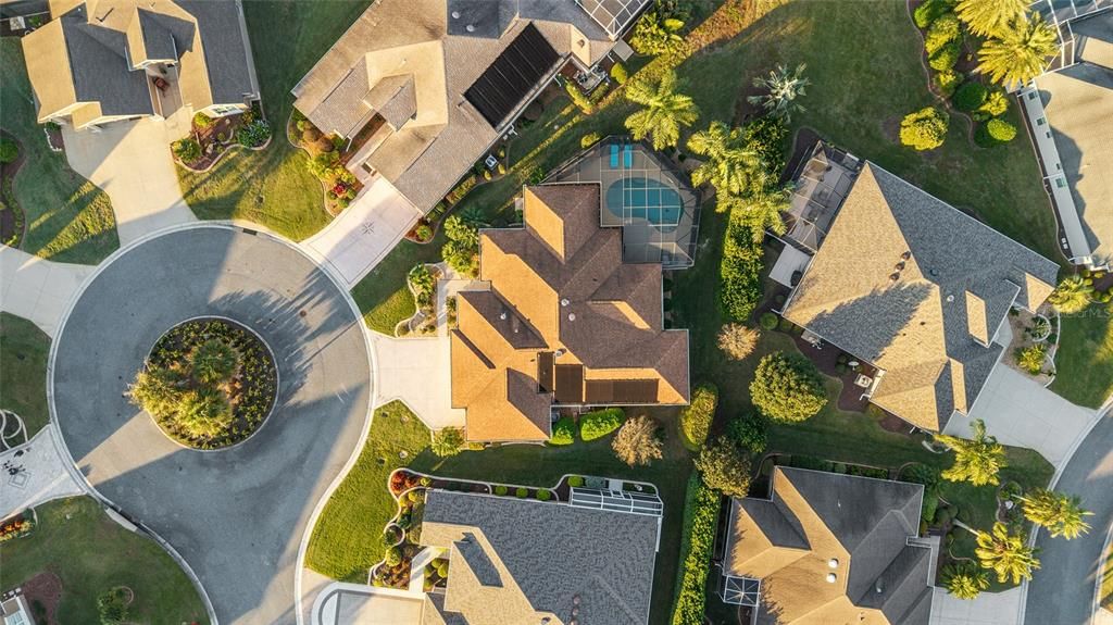 Active With Contract: $699,900 (3 beds, 2 baths, 2041 Square Feet)