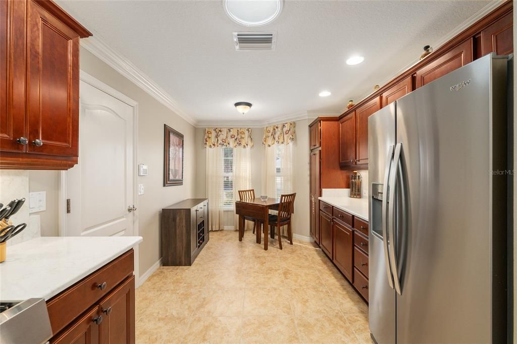 Active With Contract: $699,900 (3 beds, 2 baths, 2041 Square Feet)