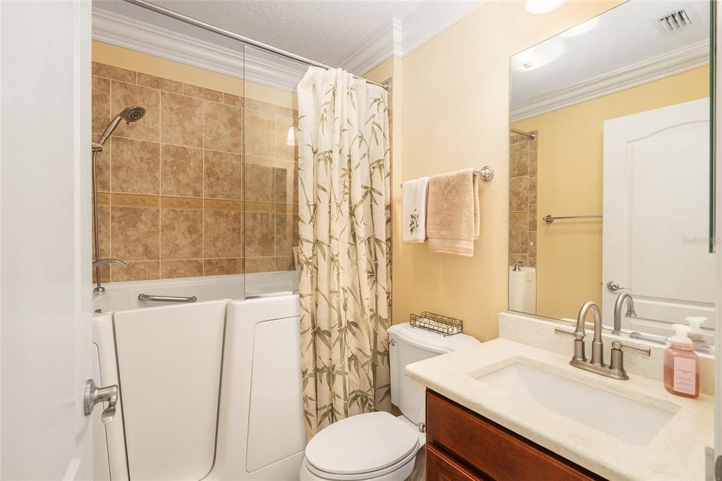 Active With Contract: $699,900 (3 beds, 2 baths, 2041 Square Feet)