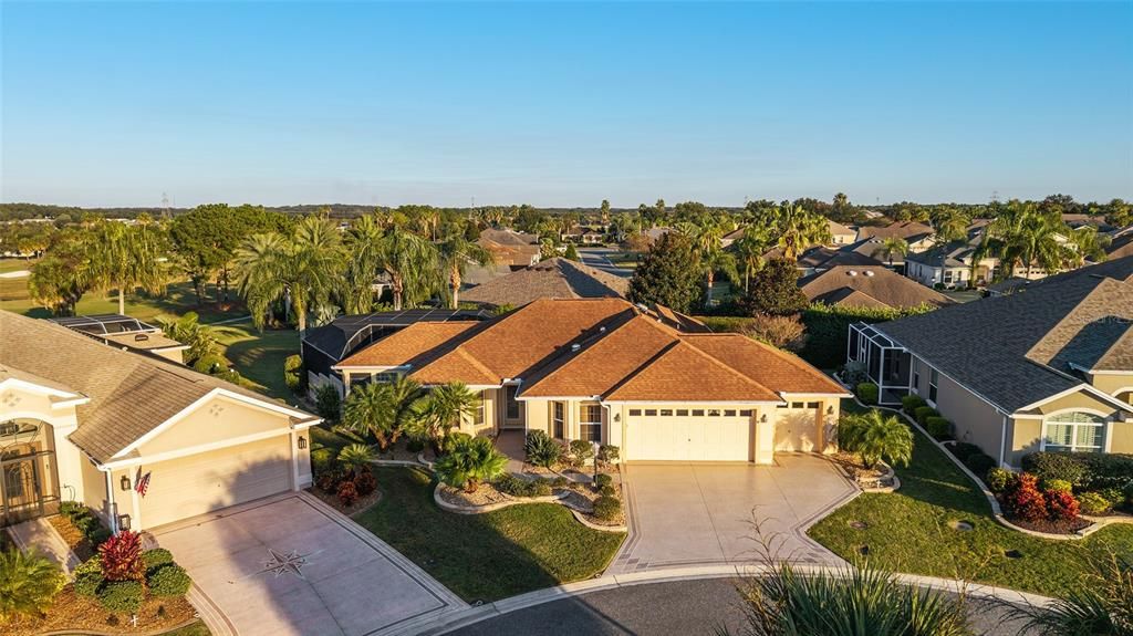 Active With Contract: $699,900 (3 beds, 2 baths, 2041 Square Feet)