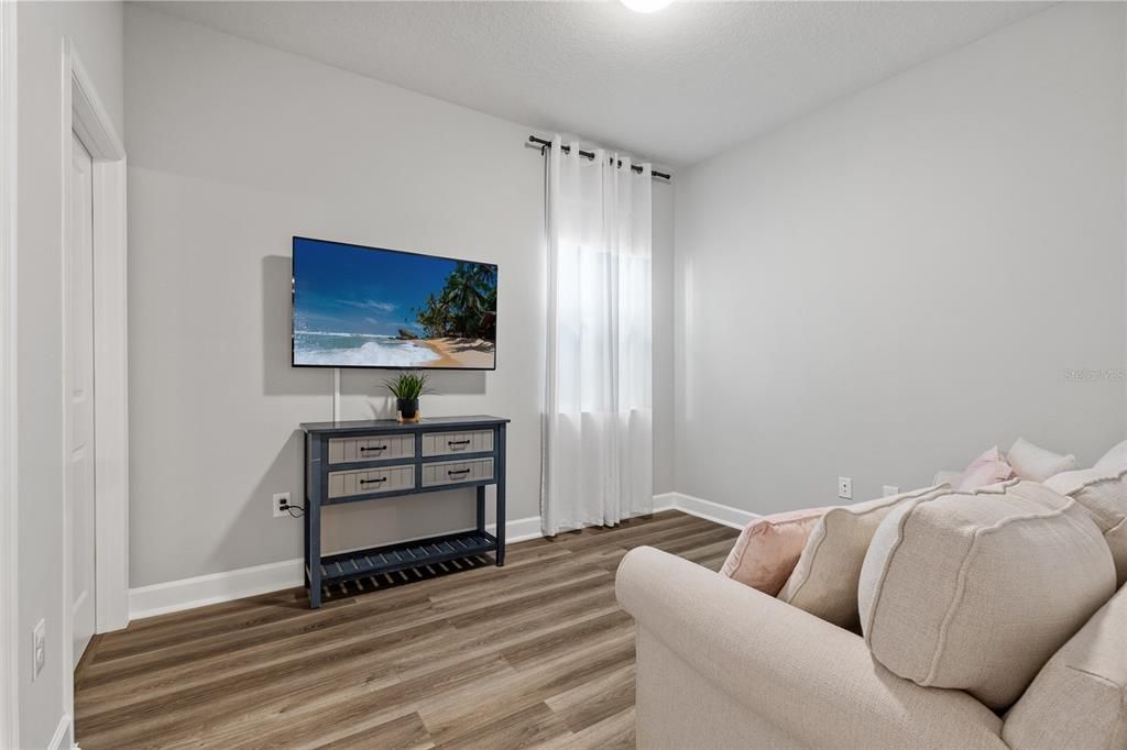 На продажу: $999,000 (5 спален, 5 ванн, 3680 Квадратных фут)