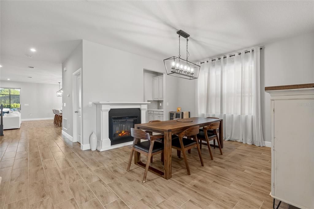 На продажу: $999,000 (5 спален, 5 ванн, 3680 Квадратных фут)