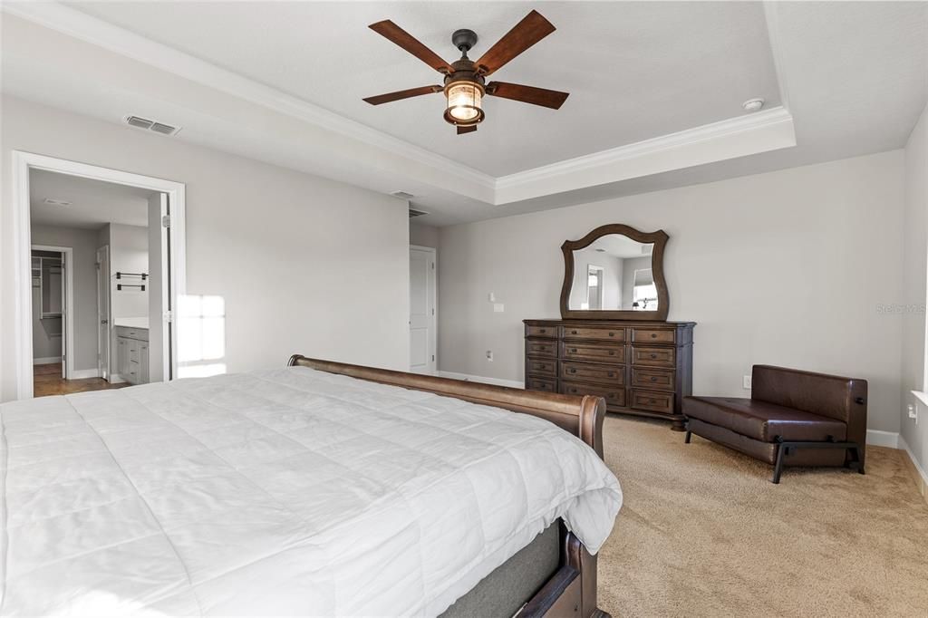 На продажу: $999,000 (5 спален, 5 ванн, 3680 Квадратных фут)