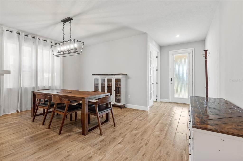 На продажу: $999,000 (5 спален, 5 ванн, 3680 Квадратных фут)