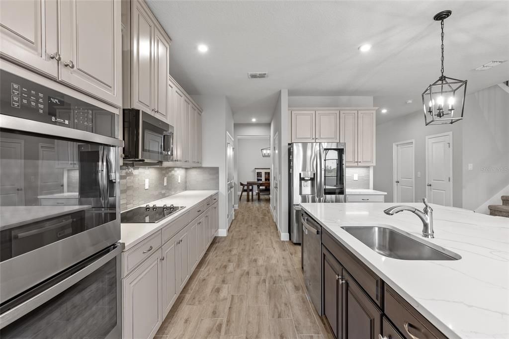 На продажу: $999,000 (5 спален, 5 ванн, 3680 Квадратных фут)