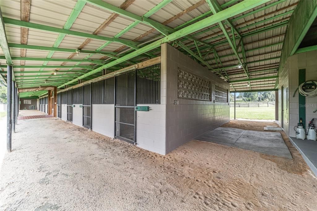 На продажу: $2,499,000 (3 спален, 2 ванн, 1296 Квадратных фут)