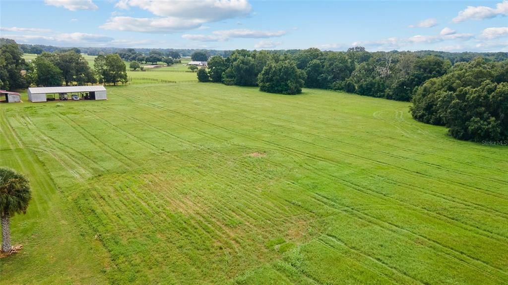 На продажу: $2,499,000 (3 спален, 2 ванн, 1296 Квадратных фут)