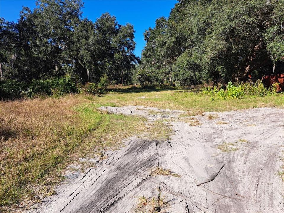 待售: $140,000 (3.00 acres)