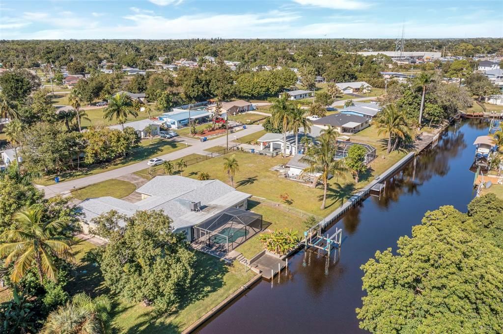 En Venta: $495,000 (3 camas, 2 baños, 2496 Pies cuadrados)