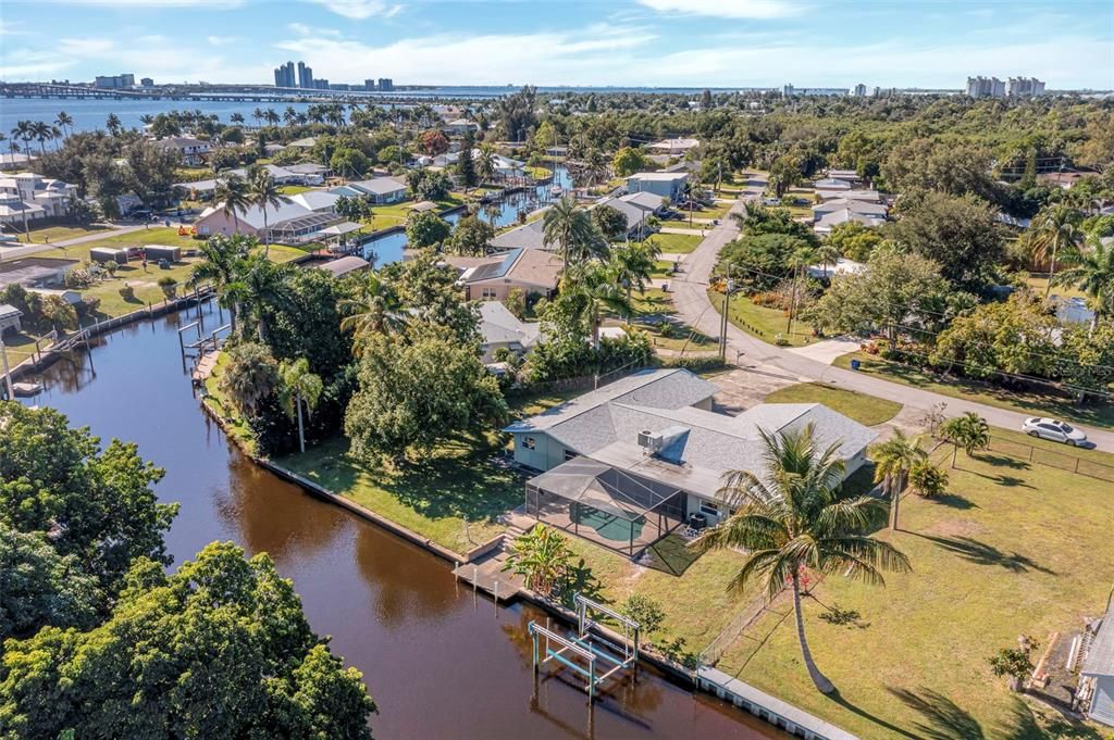 En Venta: $495,000 (3 camas, 2 baños, 2496 Pies cuadrados)