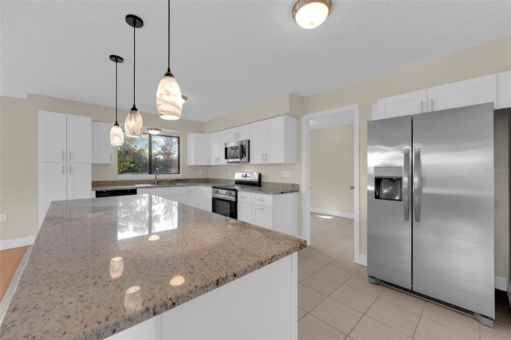 En Venta: $495,000 (3 camas, 2 baños, 2496 Pies cuadrados)