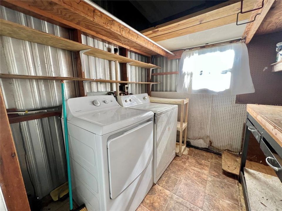 待售: $109,000 (2 贝兹, 2 浴室, 1056 平方英尺)