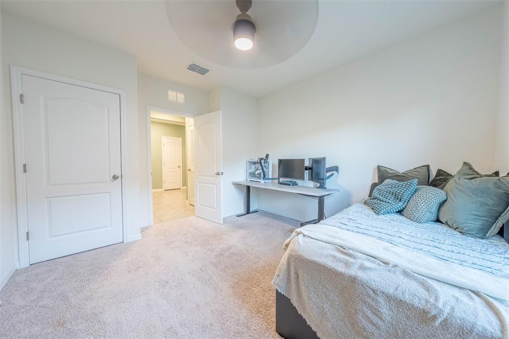 出租: $1,995 (4 贝兹, 2 浴室, 1867 平方英尺)