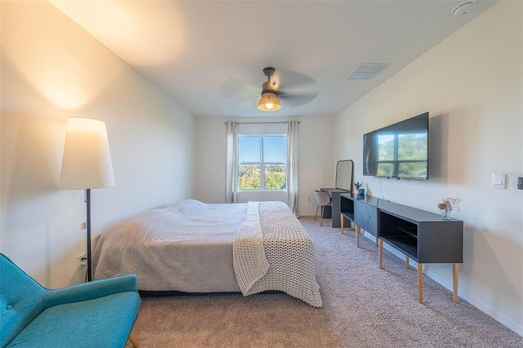 出租: $1,995 (4 贝兹, 2 浴室, 1867 平方英尺)