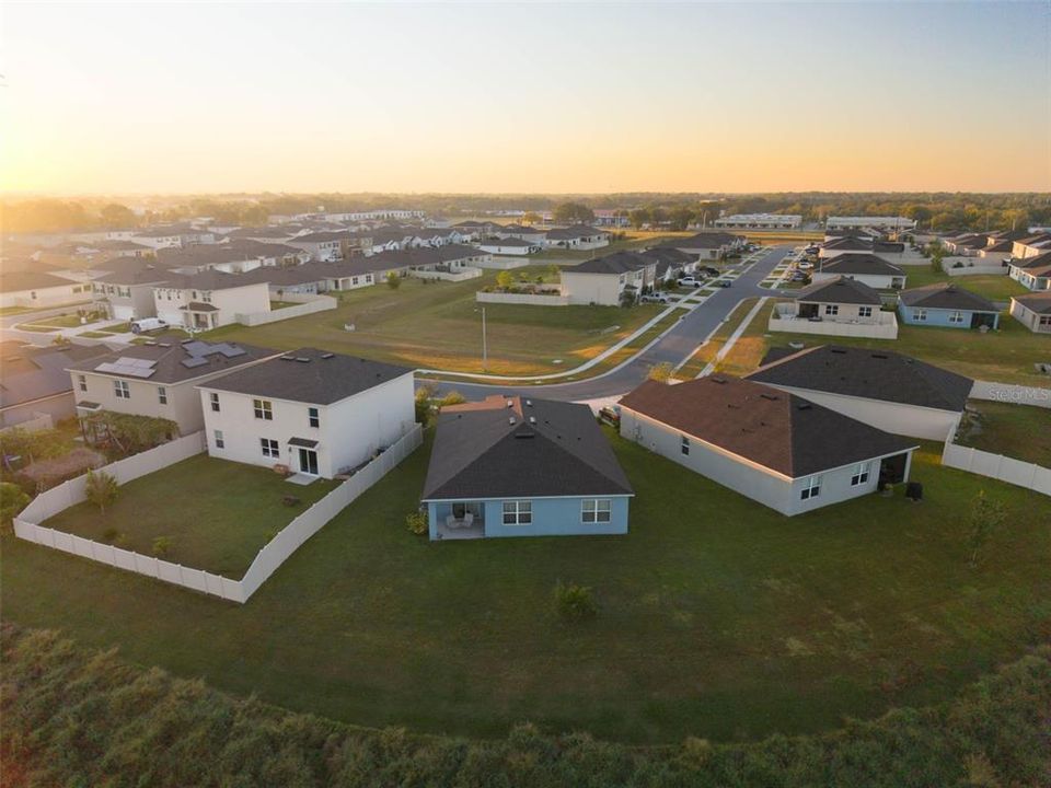 出租: $1,995 (4 贝兹, 2 浴室, 1867 平方英尺)