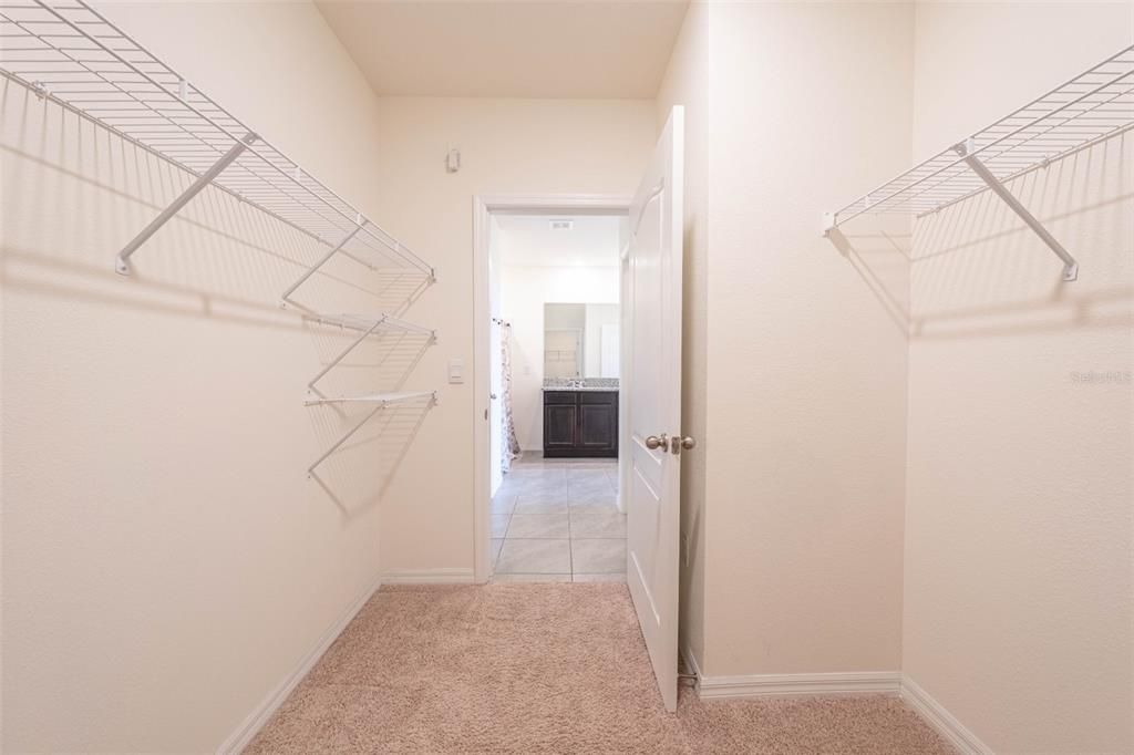 出租: $1,995 (4 贝兹, 2 浴室, 1867 平方英尺)