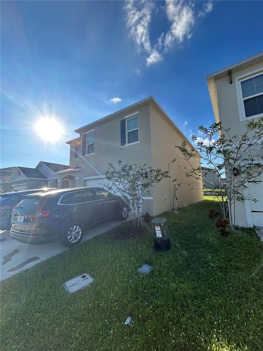 Activo con contrato: $260,500 (5 camas, 3 baños, 2522 Pies cuadrados)