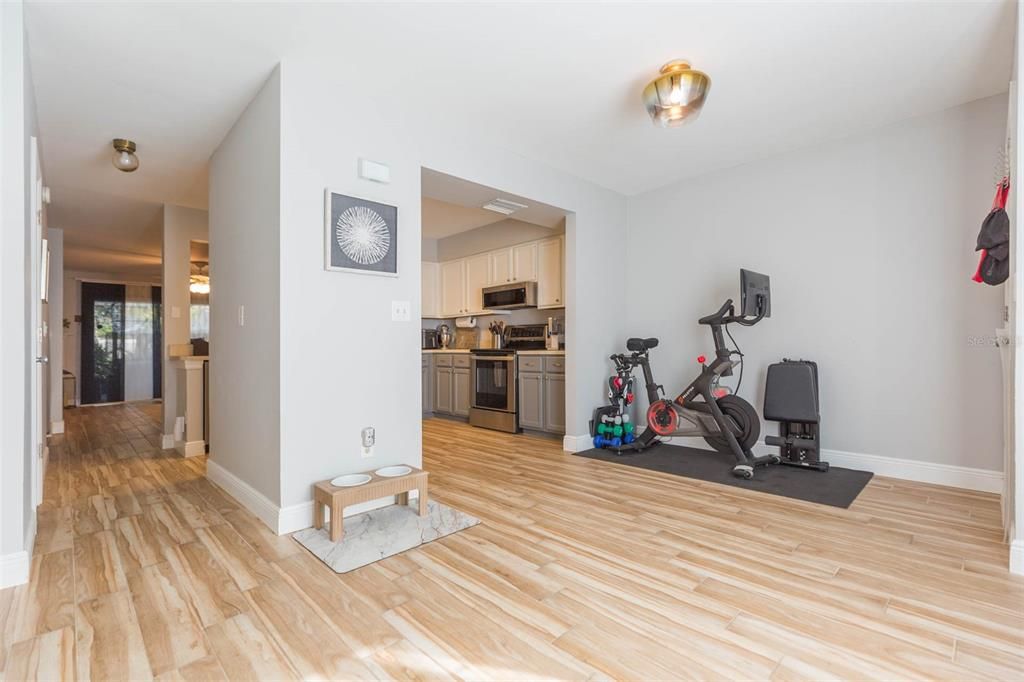 Activo con contrato: $2,300 (2 camas, 2 baños, 1468 Pies cuadrados)