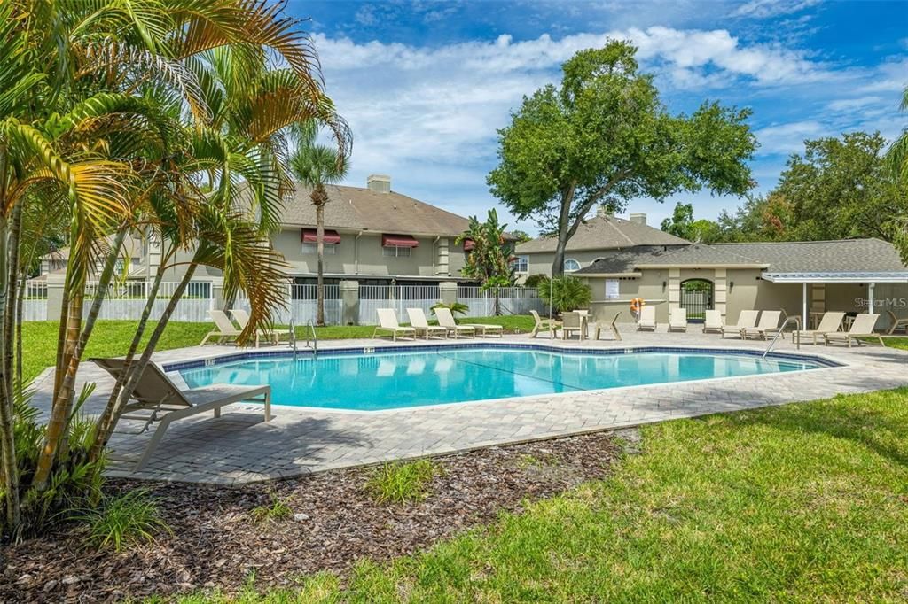 Activo con contrato: $2,300 (2 camas, 2 baños, 1468 Pies cuadrados)