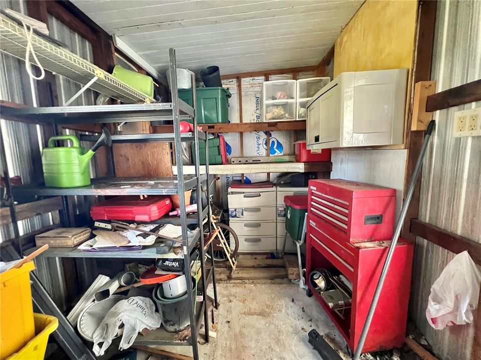 На продажу: $79,000 (2 спален, 2 ванн, 1264 Квадратных фут)