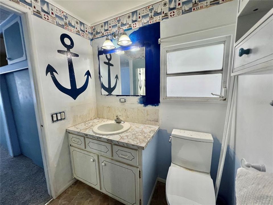 На продажу: $79,000 (2 спален, 2 ванн, 1264 Квадратных фут)