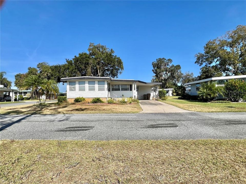 На продажу: $79,000 (2 спален, 2 ванн, 1264 Квадратных фут)