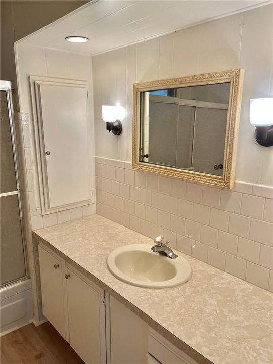 For Sale: $131,000 (2 beds, 2 baths, 1320 Square Feet)