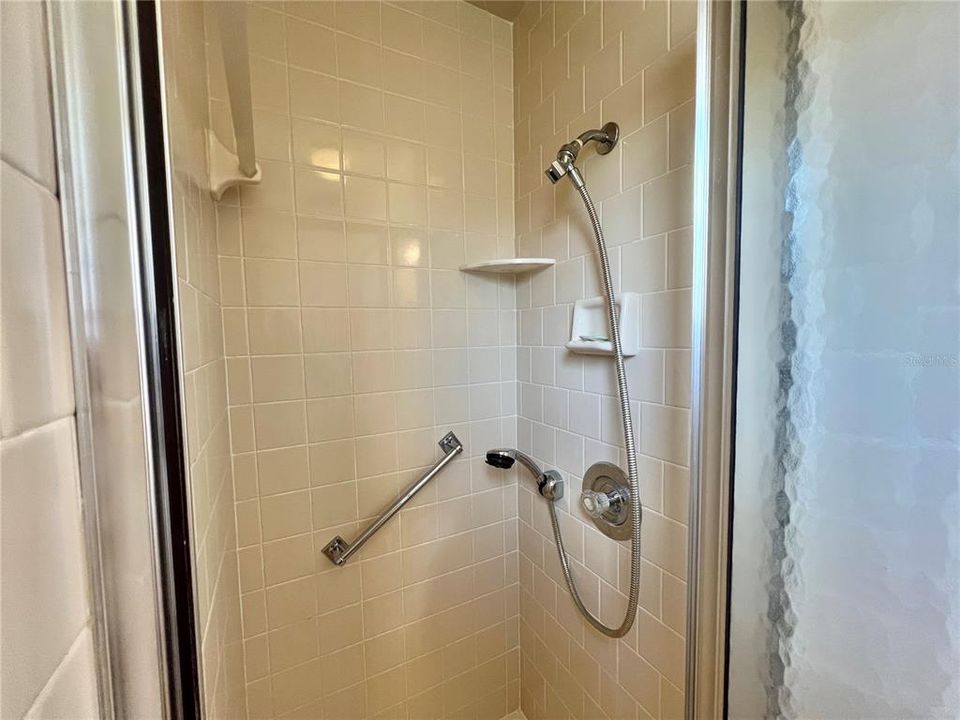 For Sale: $131,000 (2 beds, 2 baths, 1320 Square Feet)