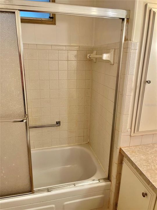 For Sale: $131,000 (2 beds, 2 baths, 1320 Square Feet)