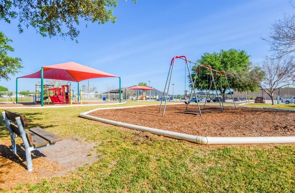 待售: $39,900 (0.17 acres)